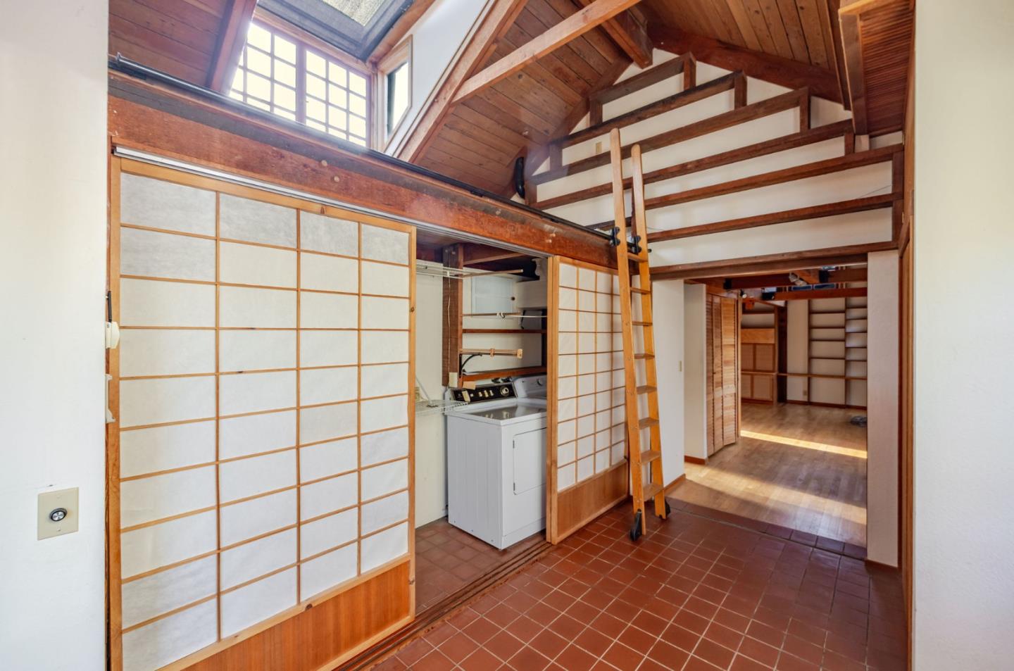 Detail Gallery Image 11 of 69 For 1009 Miramontes St, Half Moon Bay,  CA 94019 - 3 Beds | 4 Baths