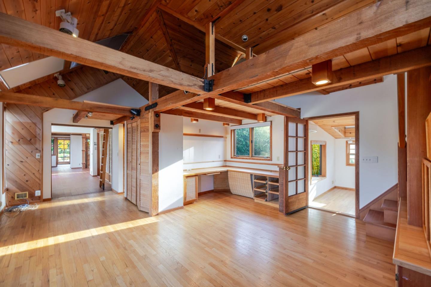 Detail Gallery Image 17 of 69 For 1009 Miramontes St, Half Moon Bay,  CA 94019 - 3 Beds | 4 Baths