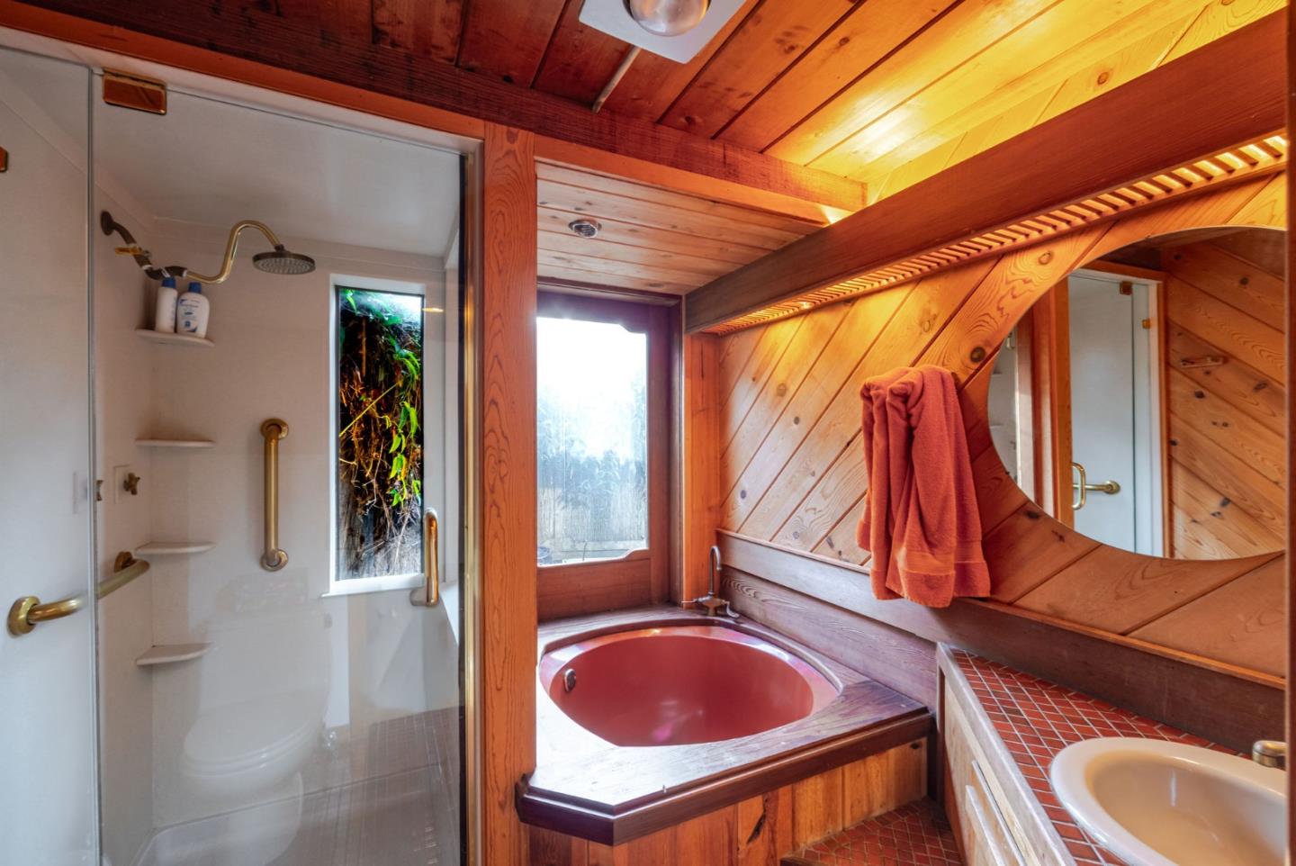 Detail Gallery Image 18 of 69 For 1009 Miramontes St, Half Moon Bay,  CA 94019 - 3 Beds | 4 Baths