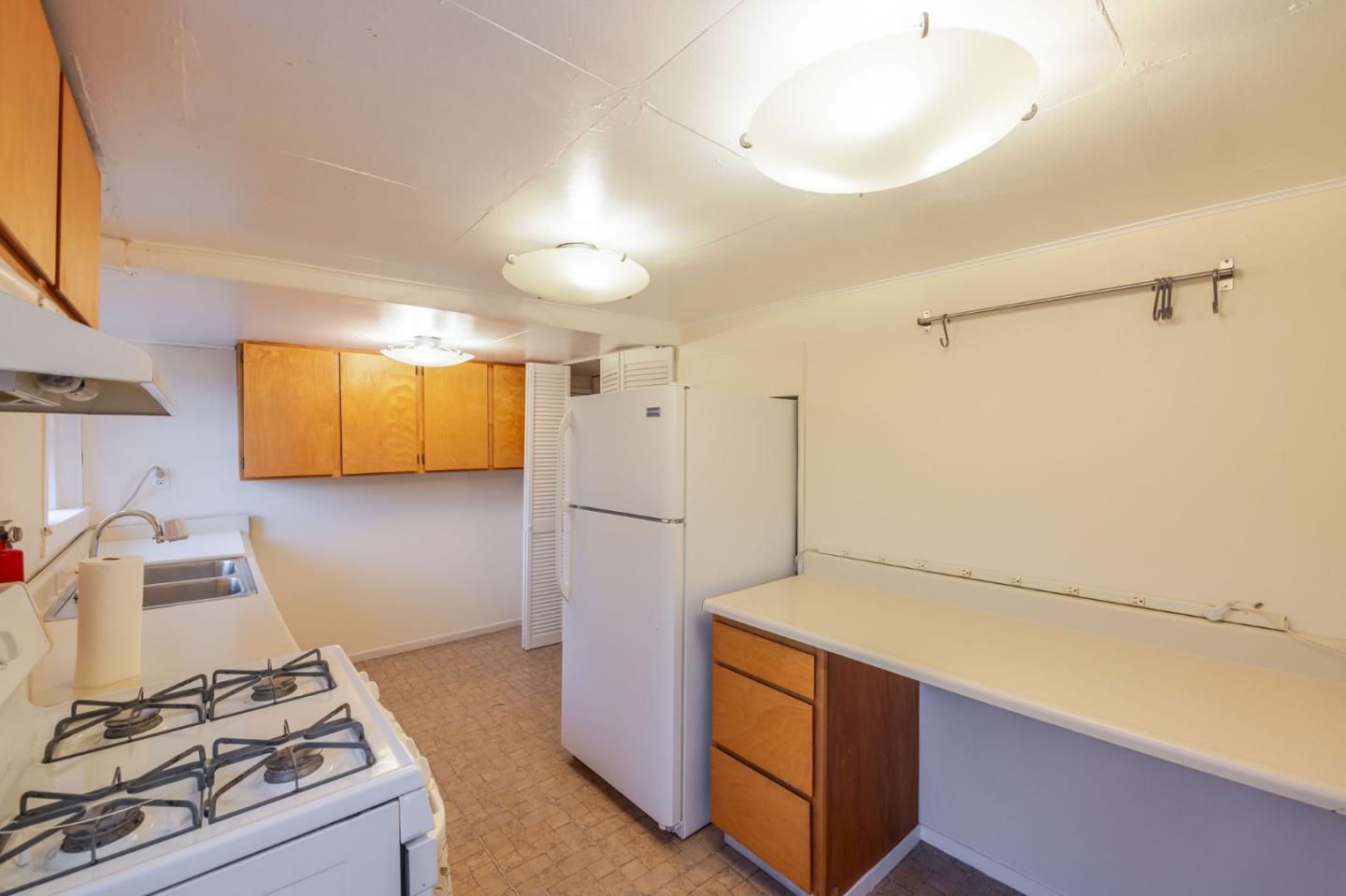 Detail Gallery Image 46 of 69 For 1009 Miramontes St, Half Moon Bay,  CA 94019 - 3 Beds | 4 Baths