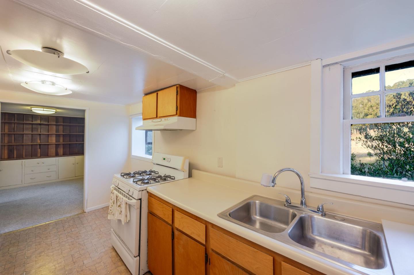 Detail Gallery Image 60 of 69 For 1009 Miramontes St, Half Moon Bay,  CA 94019 - 3 Beds | 4 Baths