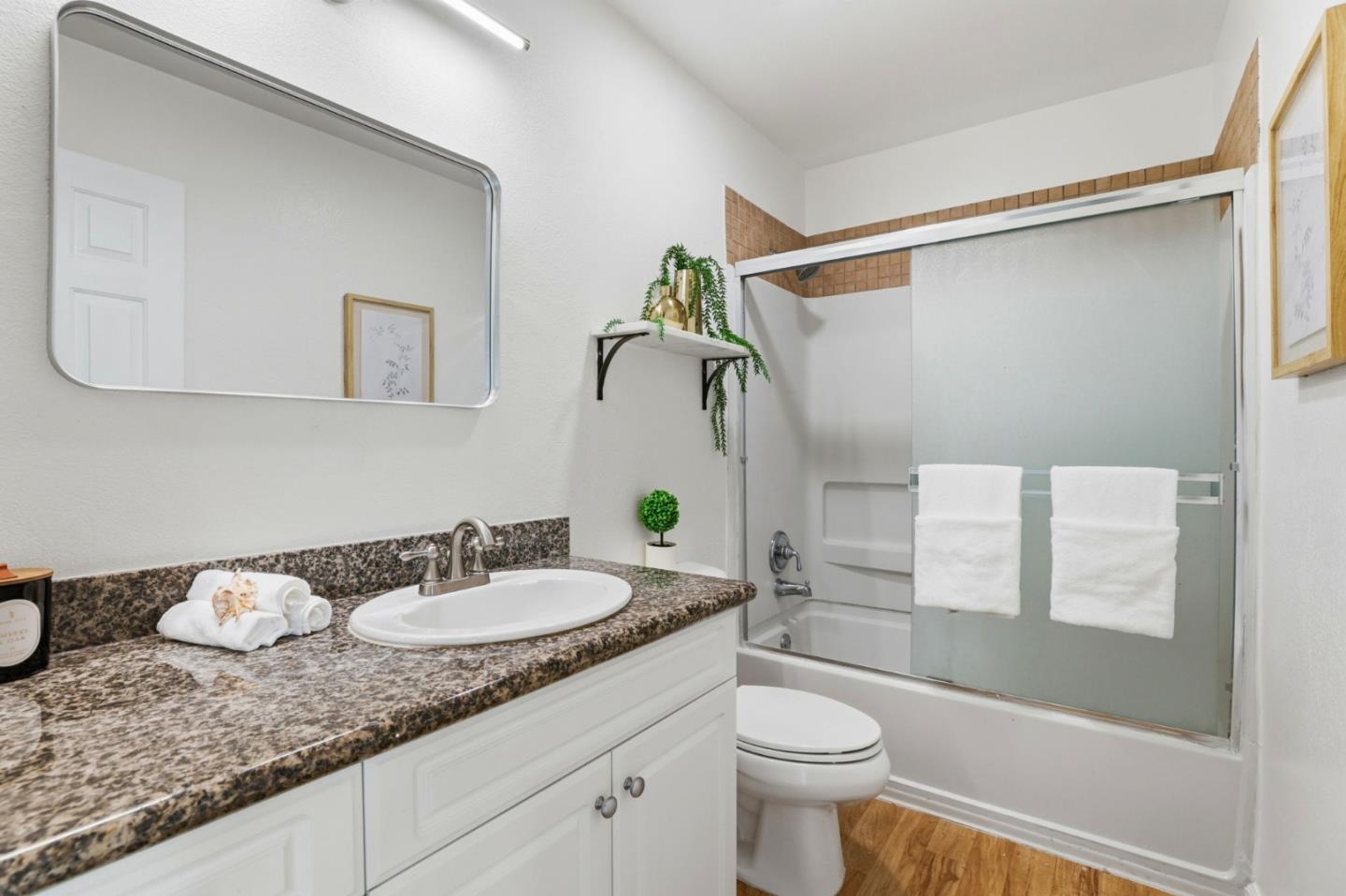 Detail Gallery Image 16 of 26 For 450 Bollinger Canyon Ln #390,  San Ramon,  CA 94582 - 1 Beds | 1 Baths