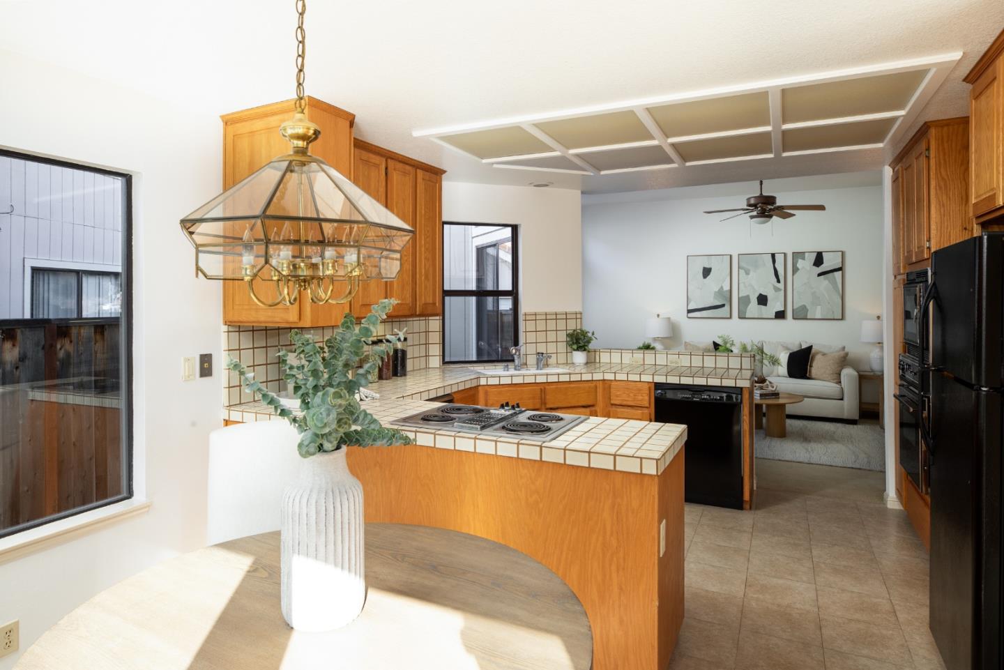 Detail Gallery Image 12 of 33 For 5935 Porto Alegre Dr, San Jose,  CA 95120 - 4 Beds | 2/1 Baths