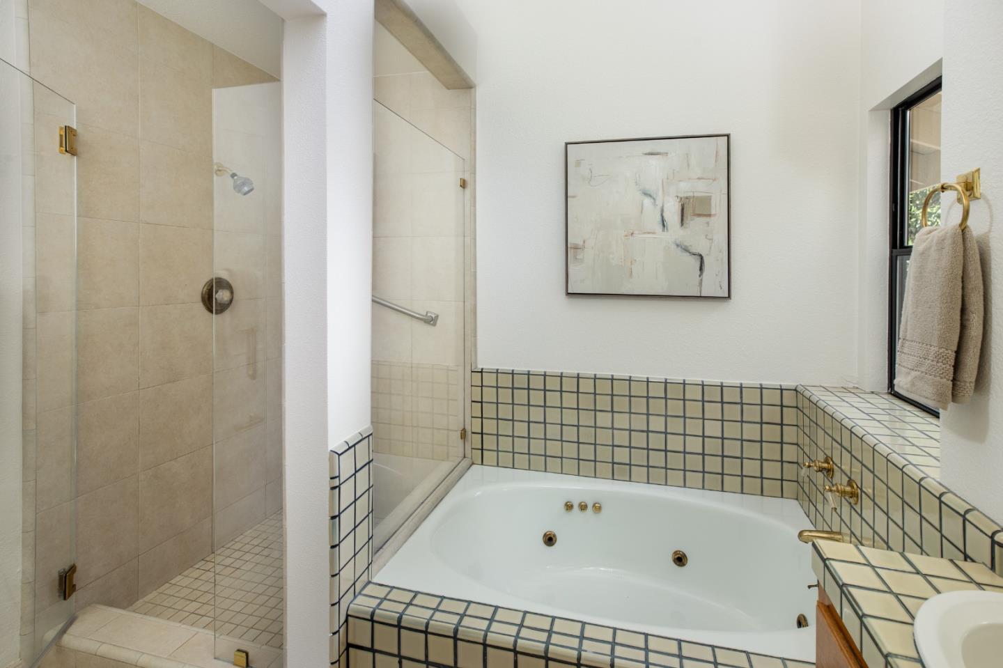 Detail Gallery Image 20 of 33 For 5935 Porto Alegre Dr, San Jose,  CA 95120 - 4 Beds | 2/1 Baths