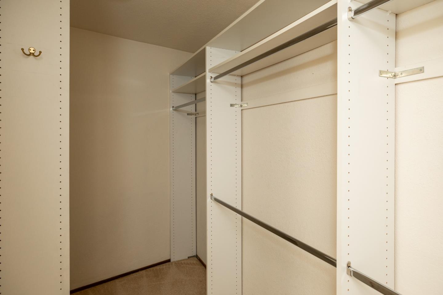 Detail Gallery Image 22 of 33 For 5935 Porto Alegre Dr, San Jose,  CA 95120 - 4 Beds | 2/1 Baths