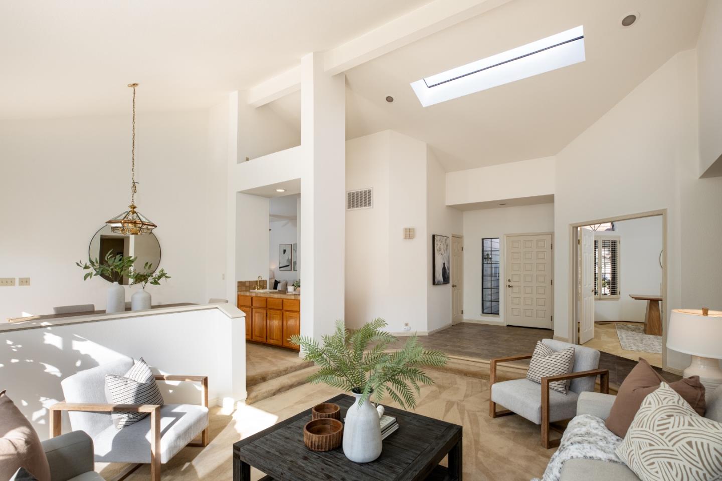 Detail Gallery Image 7 of 33 For 5935 Porto Alegre Dr, San Jose,  CA 95120 - 4 Beds | 2/1 Baths