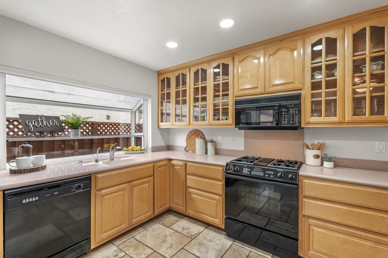 Detail Gallery Image 16 of 40 For 3136 Arcola Ct, San Jose,  CA 95148 - 3 Beds | 2/1 Baths