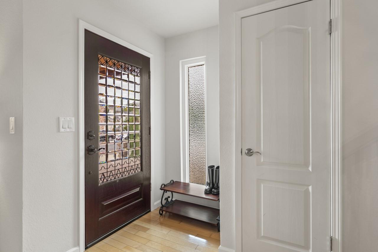 Detail Gallery Image 3 of 40 For 3136 Arcola Ct, San Jose,  CA 95148 - 3 Beds | 2/1 Baths