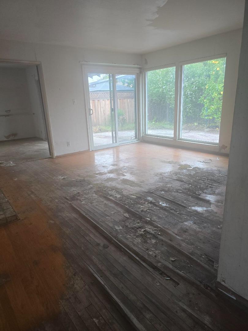 Detail Gallery Image 18 of 24 For 1355 Buchanan Dr, Santa Clara,  CA 95051 - 3 Beds | 2 Baths