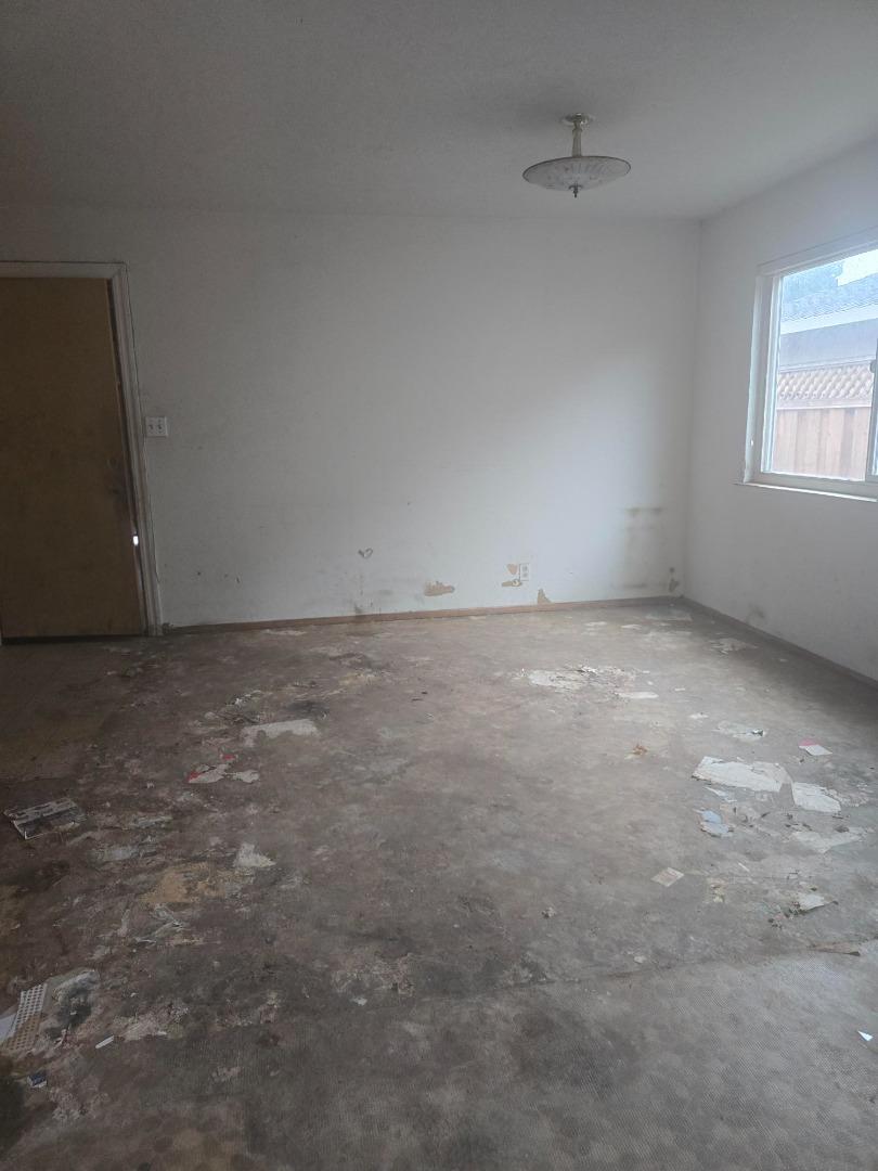 Detail Gallery Image 19 of 24 For 1355 Buchanan Dr, Santa Clara,  CA 95051 - 3 Beds | 2 Baths