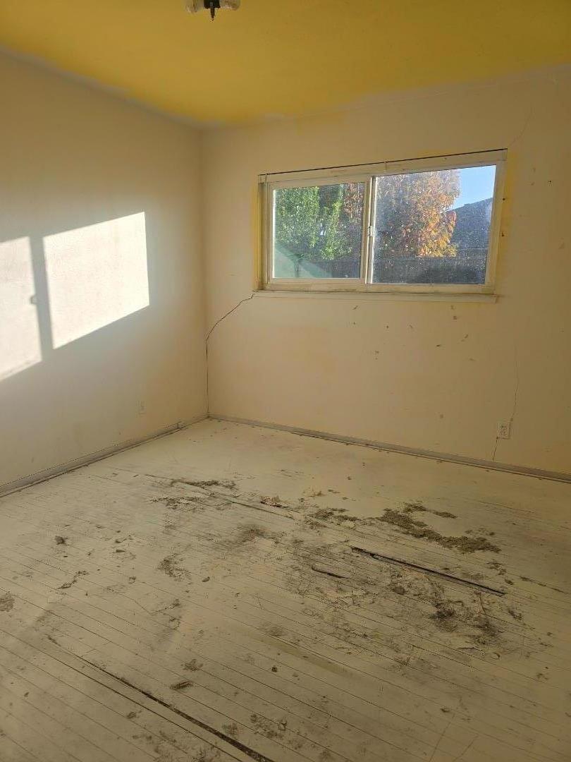 Detail Gallery Image 7 of 24 For 1355 Buchanan Dr, Santa Clara,  CA 95051 - 3 Beds | 2 Baths