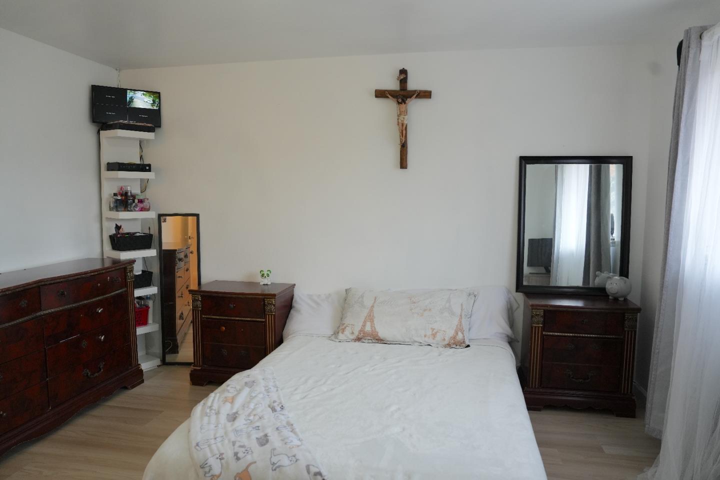 Detail Gallery Image 11 of 20 For 26280 Adrian Ave, Hayward,  CA 94545 - 3 Beds | 2 Baths