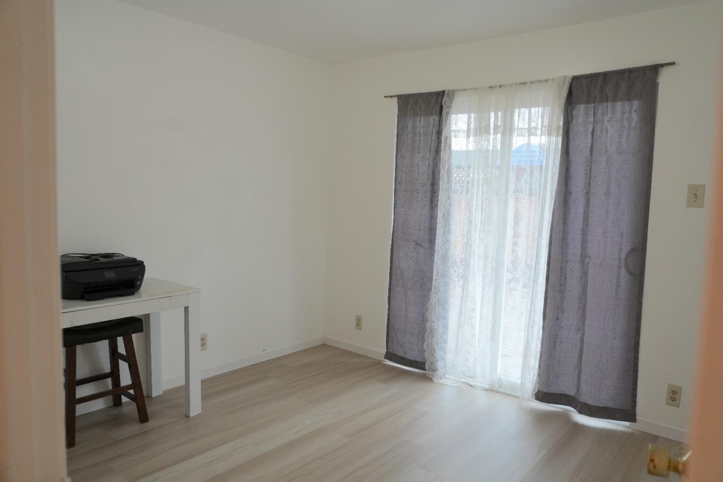 Detail Gallery Image 15 of 20 For 26280 Adrian Ave, Hayward,  CA 94545 - 3 Beds | 2 Baths