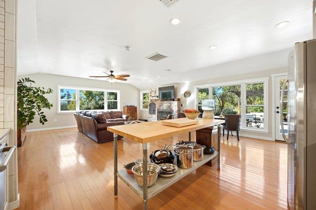 Detail Gallery Image 13 of 57 For 11265 Canyon Dr, San Jose,  CA 95127 - 2 Beds | 2 Baths