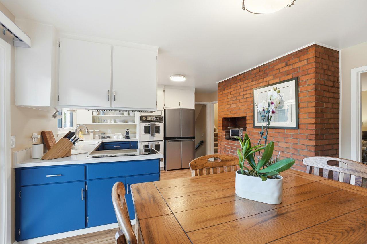 Detail Gallery Image 12 of 43 For 312 Alta Mesa Dr, South San Francisco,  CA 94080 - 3 Beds | 2 Baths