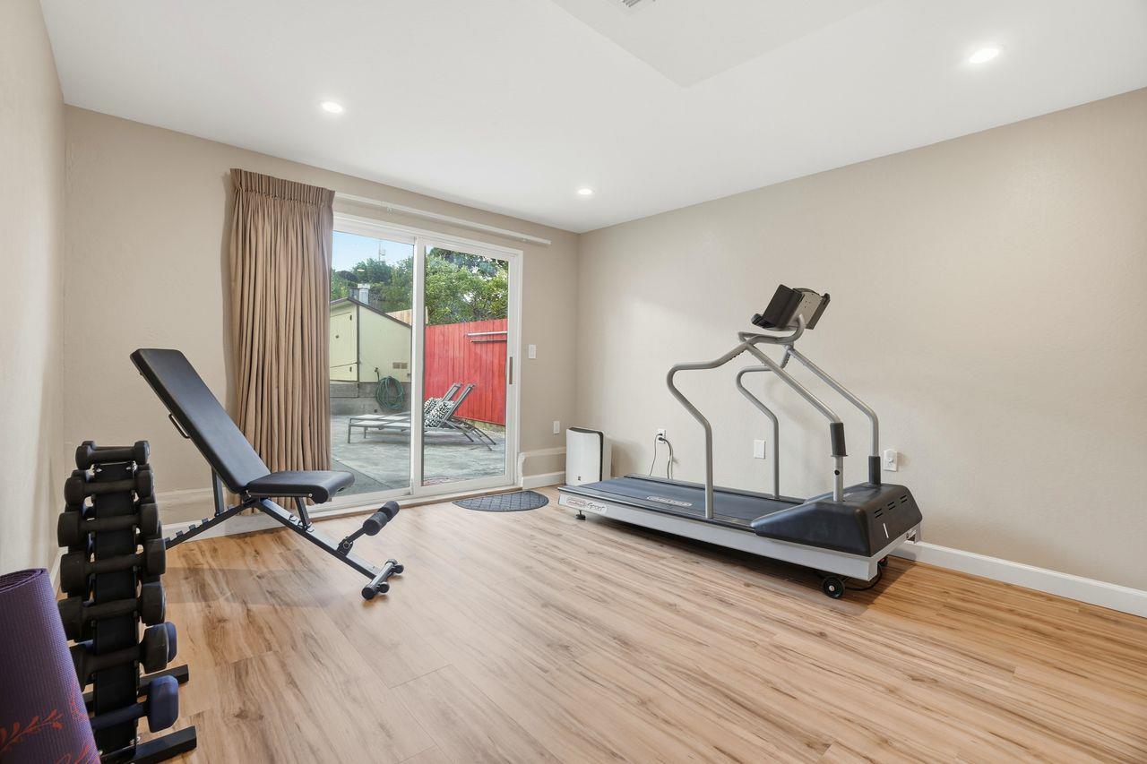 Detail Gallery Image 25 of 43 For 312 Alta Mesa Dr, South San Francisco,  CA 94080 - 3 Beds | 2 Baths