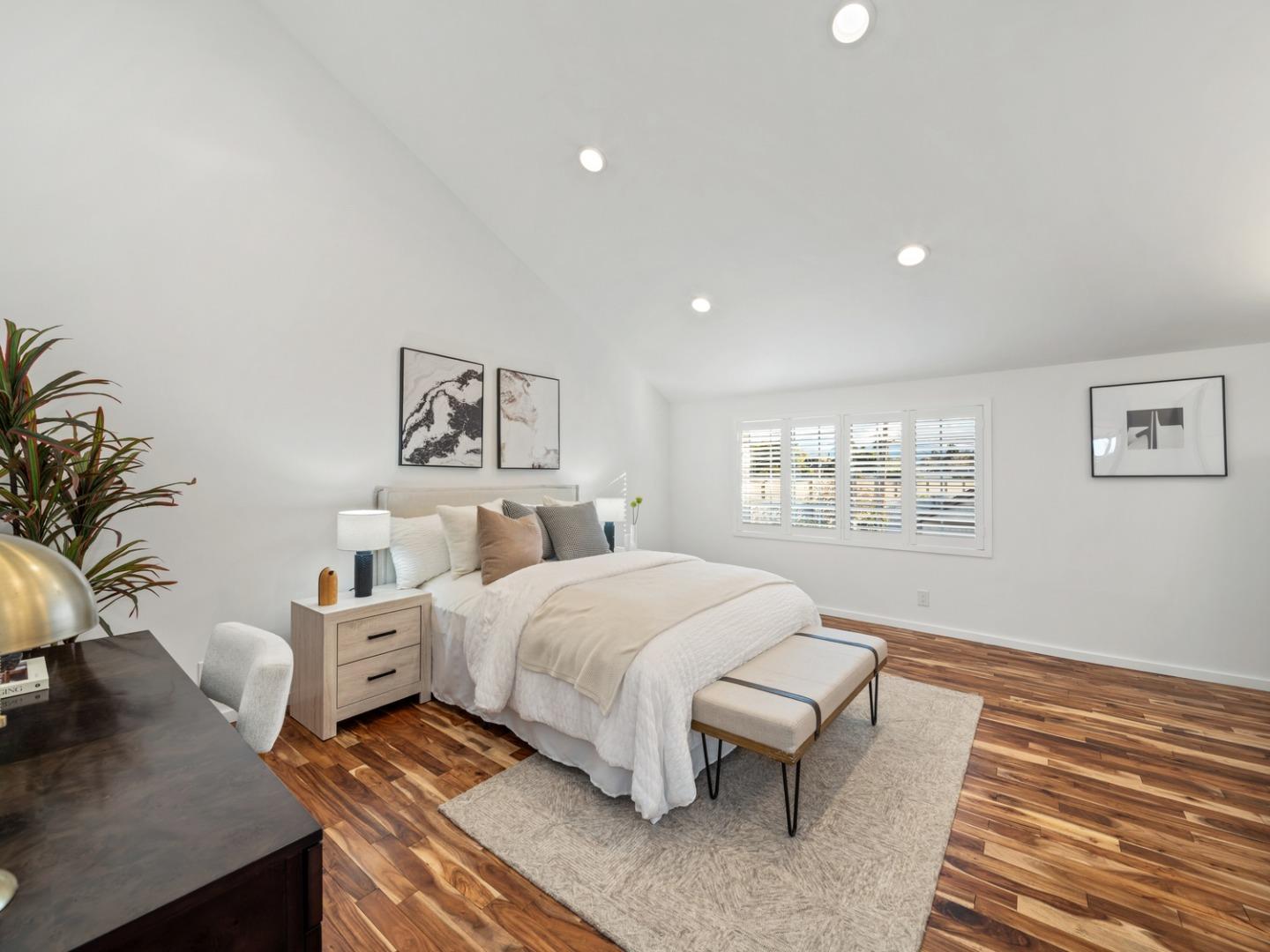 Detail Gallery Image 16 of 30 For 1031 Las Palmas Dr, Santa Clara,  CA 95051 - 3 Beds | 2/1 Baths