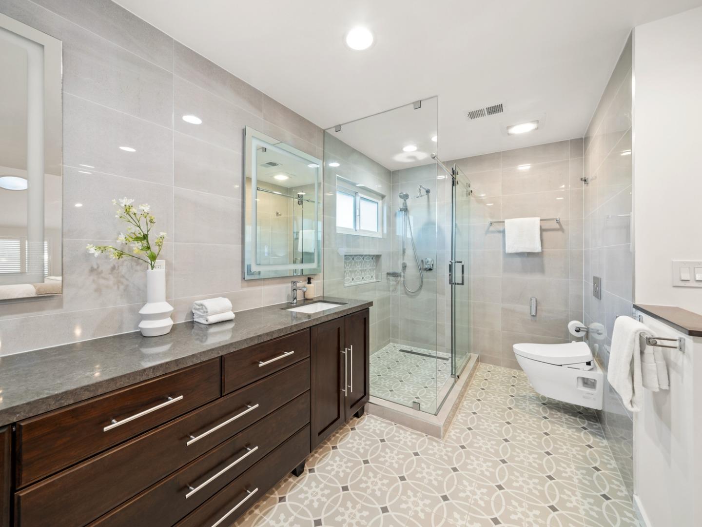 Detail Gallery Image 24 of 30 For 1031 Las Palmas Dr, Santa Clara,  CA 95051 - 3 Beds | 2/1 Baths