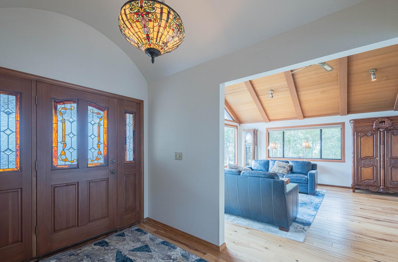 Detail Gallery Image 20 of 79 For 310 Mesa Rd, Salinas,  CA 93908 - 4 Beds | 2 Baths