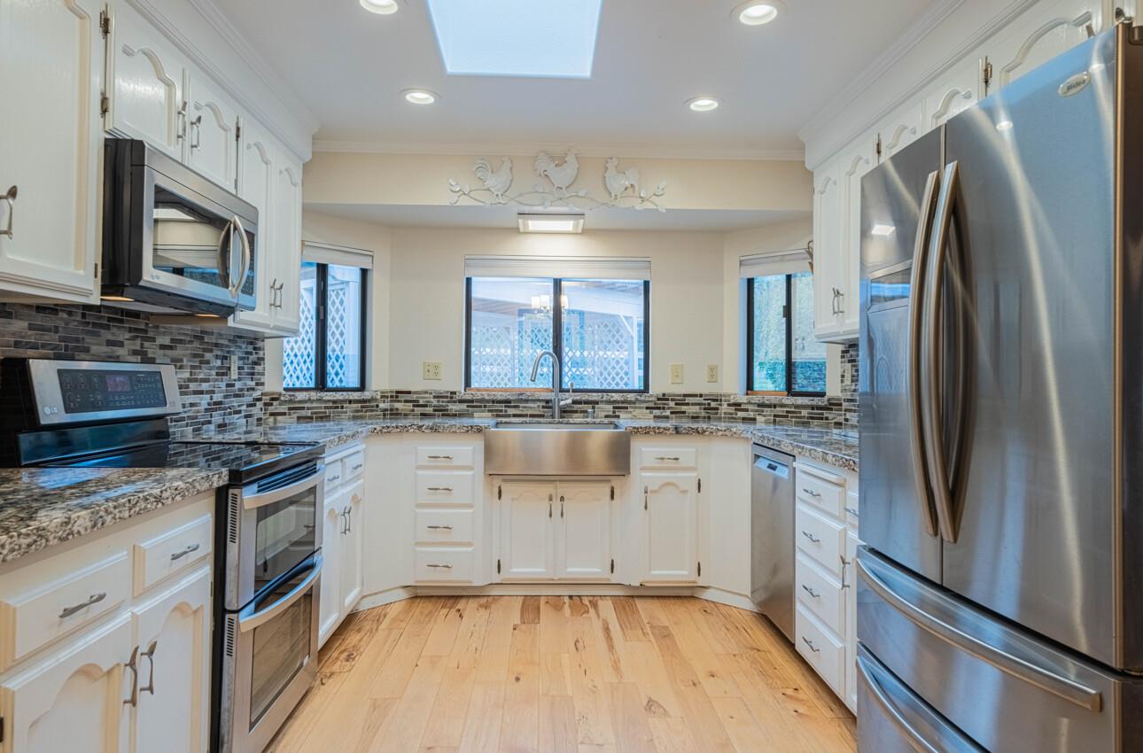 Detail Gallery Image 31 of 79 For 310 Mesa Rd, Salinas,  CA 93908 - 4 Beds | 2 Baths