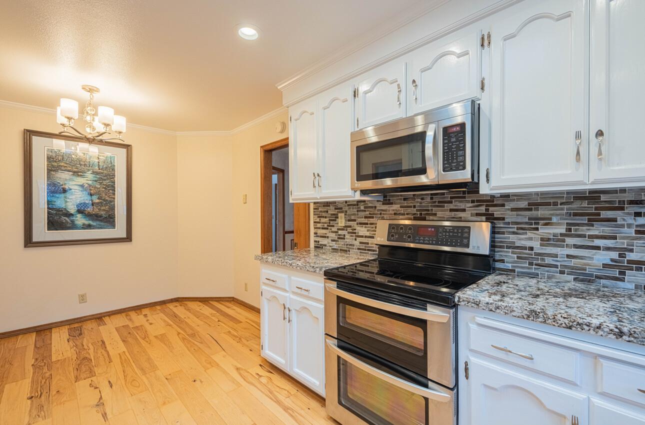 Detail Gallery Image 32 of 79 For 310 Mesa Rd, Salinas,  CA 93908 - 4 Beds | 2 Baths