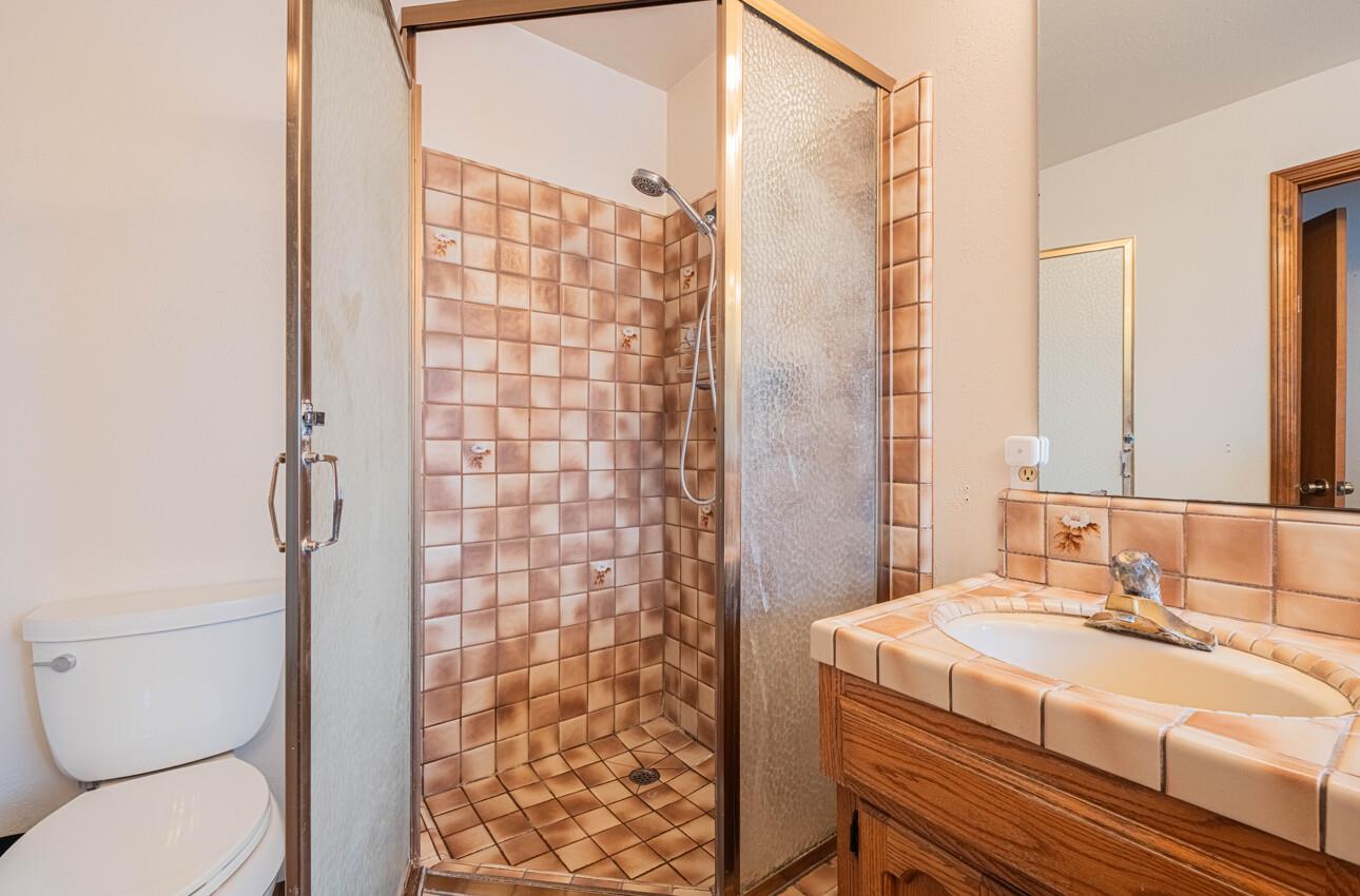 Detail Gallery Image 45 of 79 For 310 Mesa Rd, Salinas,  CA 93908 - 4 Beds | 2 Baths