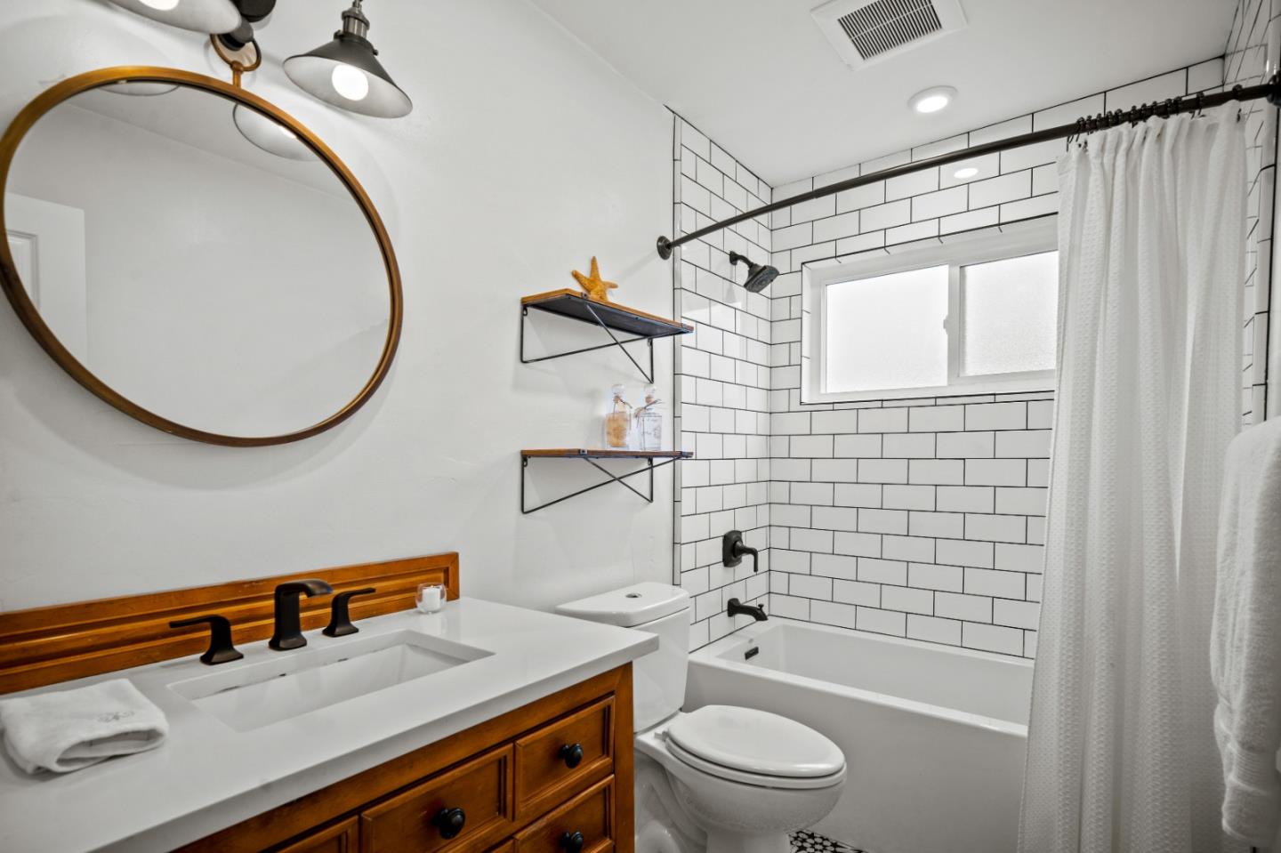 Detail Gallery Image 18 of 24 For 1321 David Ave, Pacific Grove,  CA 93950 - 3 Beds | 2 Baths