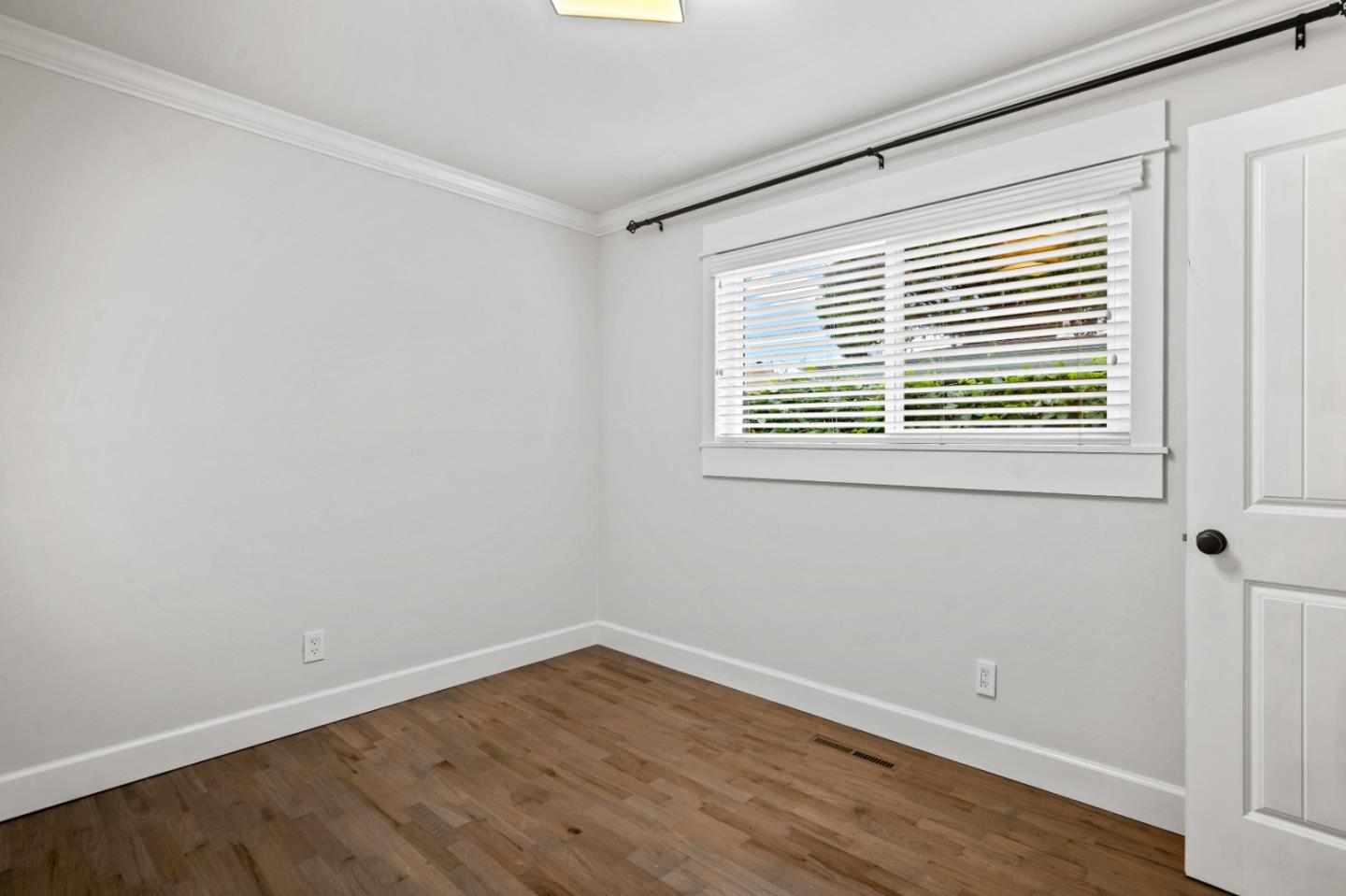 Detail Gallery Image 20 of 24 For 1321 David Ave, Pacific Grove,  CA 93950 - 3 Beds | 2 Baths