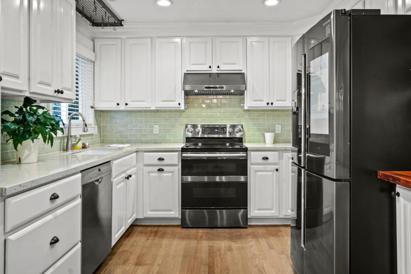 Detail Gallery Image 7 of 24 For 1321 David Ave, Pacific Grove,  CA 93950 - 3 Beds | 2 Baths