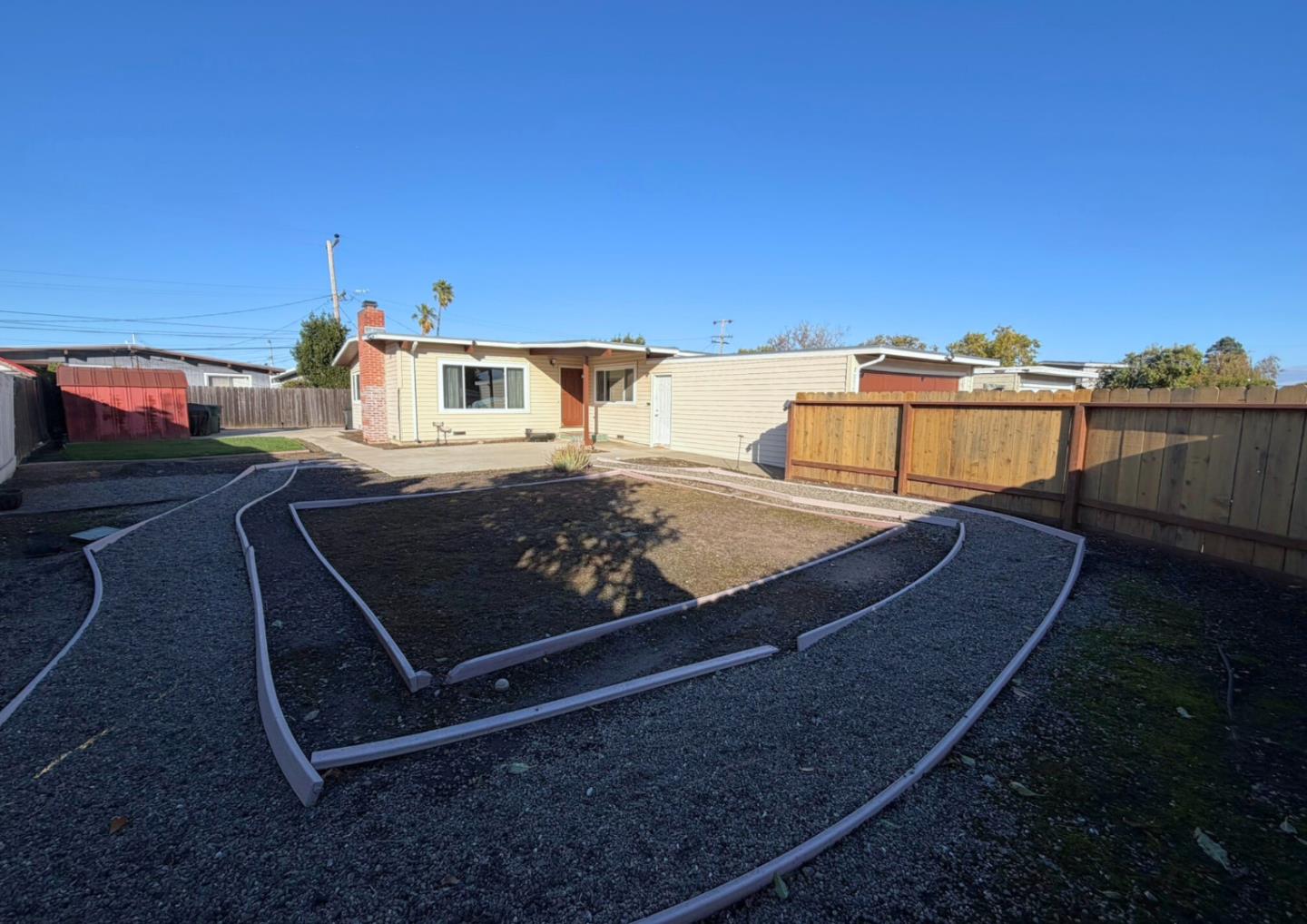 Detail Gallery Image 2 of 5 For 2053 Harding Ave, San Mateo,  CA 94403 - 3 Beds | 2 Baths