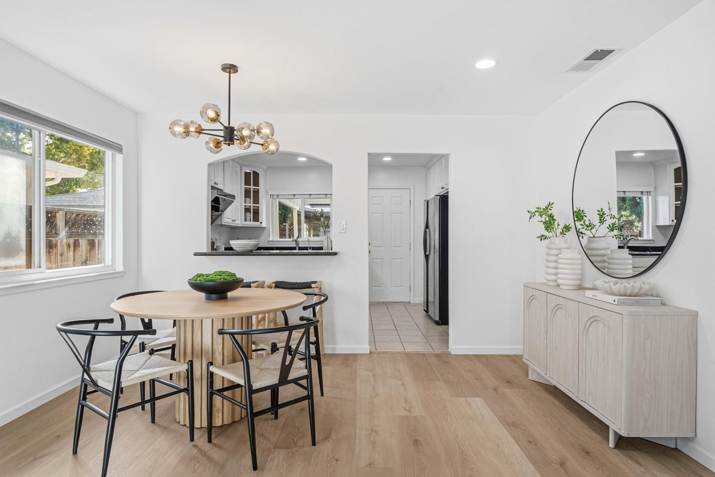 Detail Gallery Image 10 of 40 For 716 Kiely Blvd, Santa Clara,  CA 95051 - 3 Beds | 2 Baths