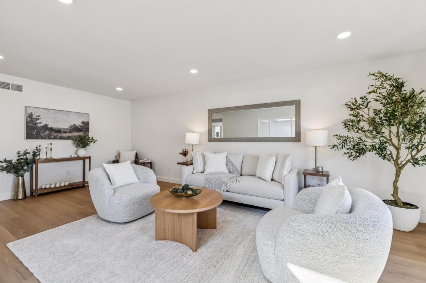 Detail Gallery Image 7 of 42 For 876 Lurline Dr, Foster City,  CA 94404 - 5 Beds | 3 Baths