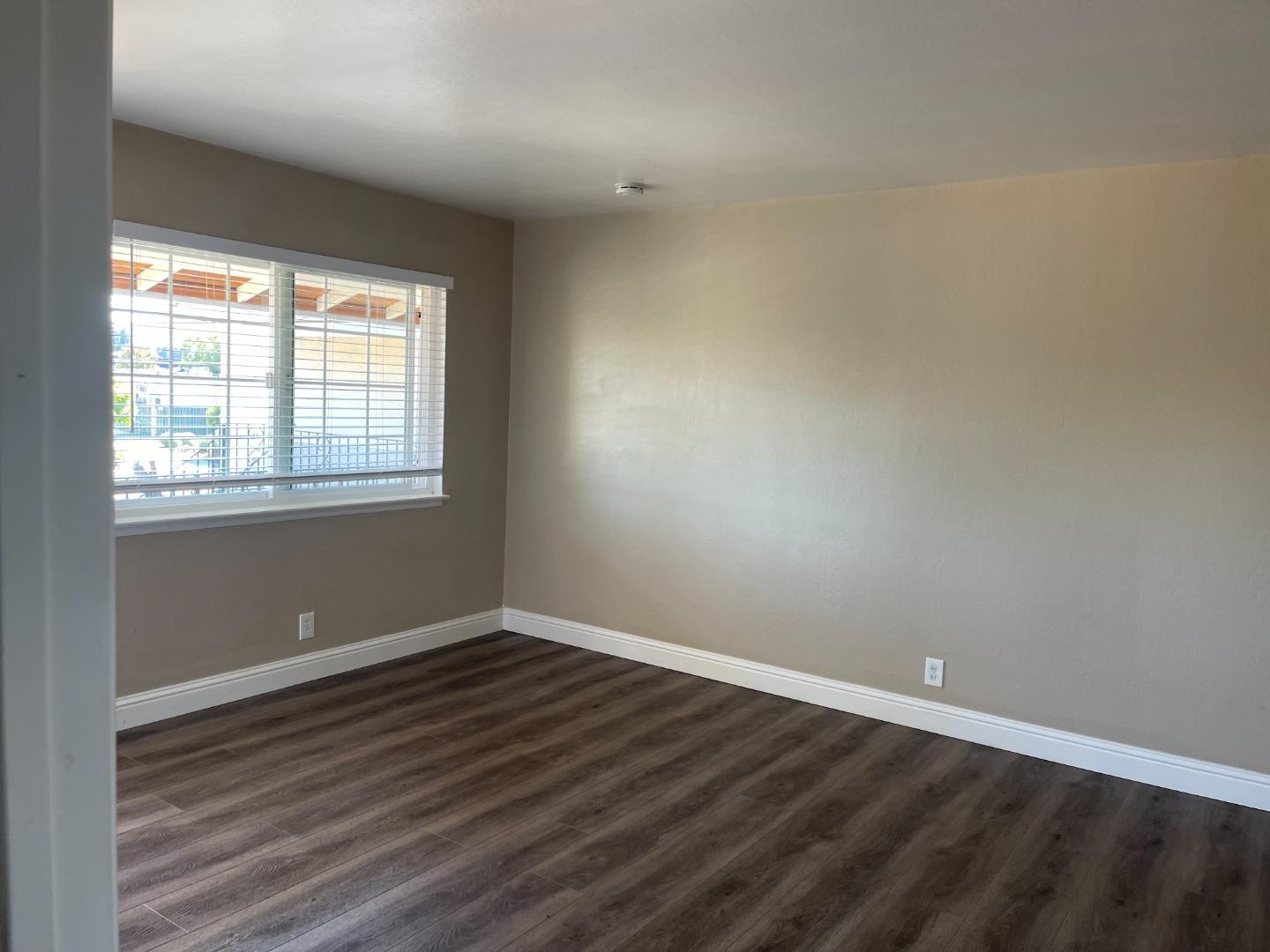 Detail Gallery Image 11 of 23 For 755 E Duane Ave #I,  Sunnyvale,  CA 94085 - 2 Beds | 1 Baths