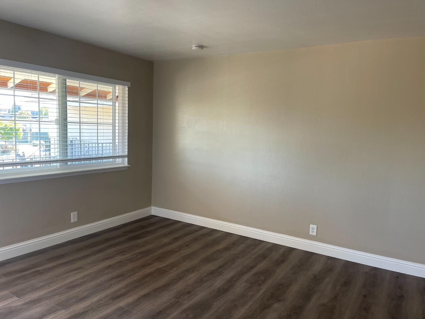 Detail Gallery Image 13 of 23 For 755 E Duane Ave #I,  Sunnyvale,  CA 94085 - 2 Beds | 1 Baths