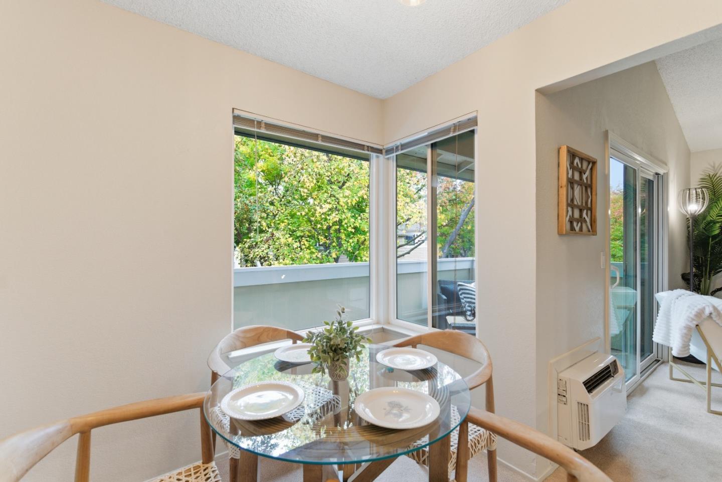 Detail Gallery Image 10 of 37 For 1058 Tekman Dr, San Jose,  CA 95122 - 1 Beds | 1 Baths