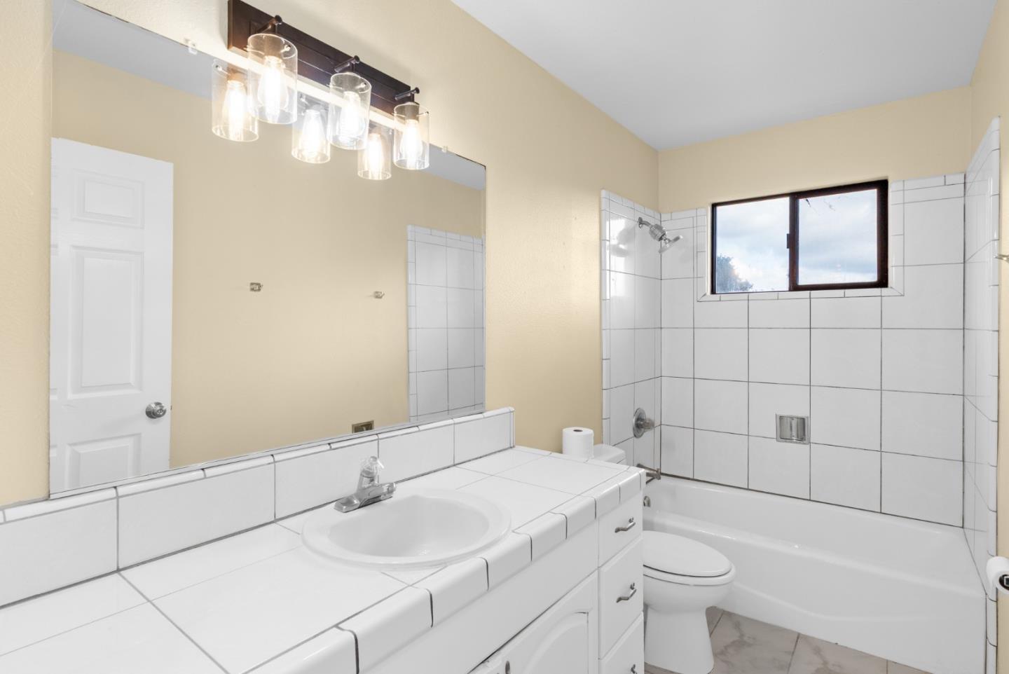 Detail Gallery Image 21 of 28 For 812 Loma Prieta Dr, Aptos,  CA 95003 - 3 Beds | 2 Baths