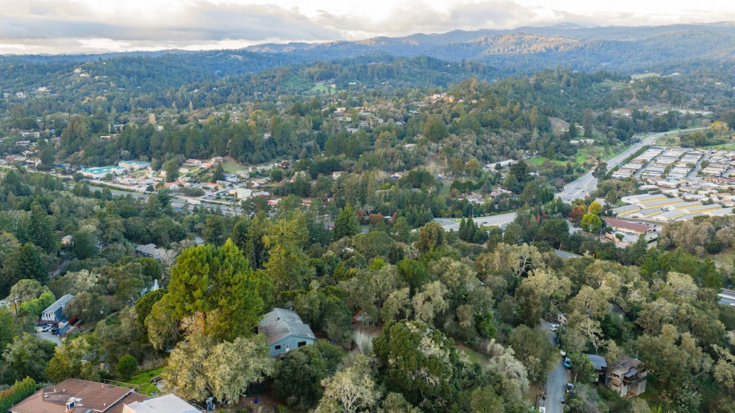 Detail Gallery Image 27 of 28 For 812 Loma Prieta Dr, Aptos,  CA 95003 - 3 Beds | 2 Baths
