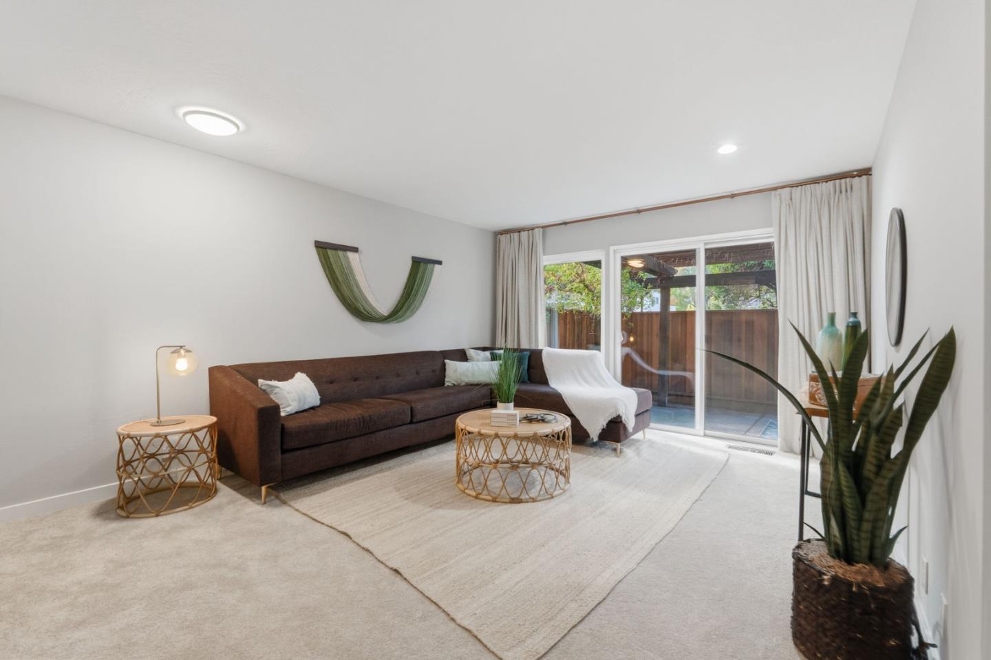 Detail Gallery Image 11 of 63 For 10969 Northshore Sq, Cupertino,  CA 95014 - 3 Beds | 2 Baths