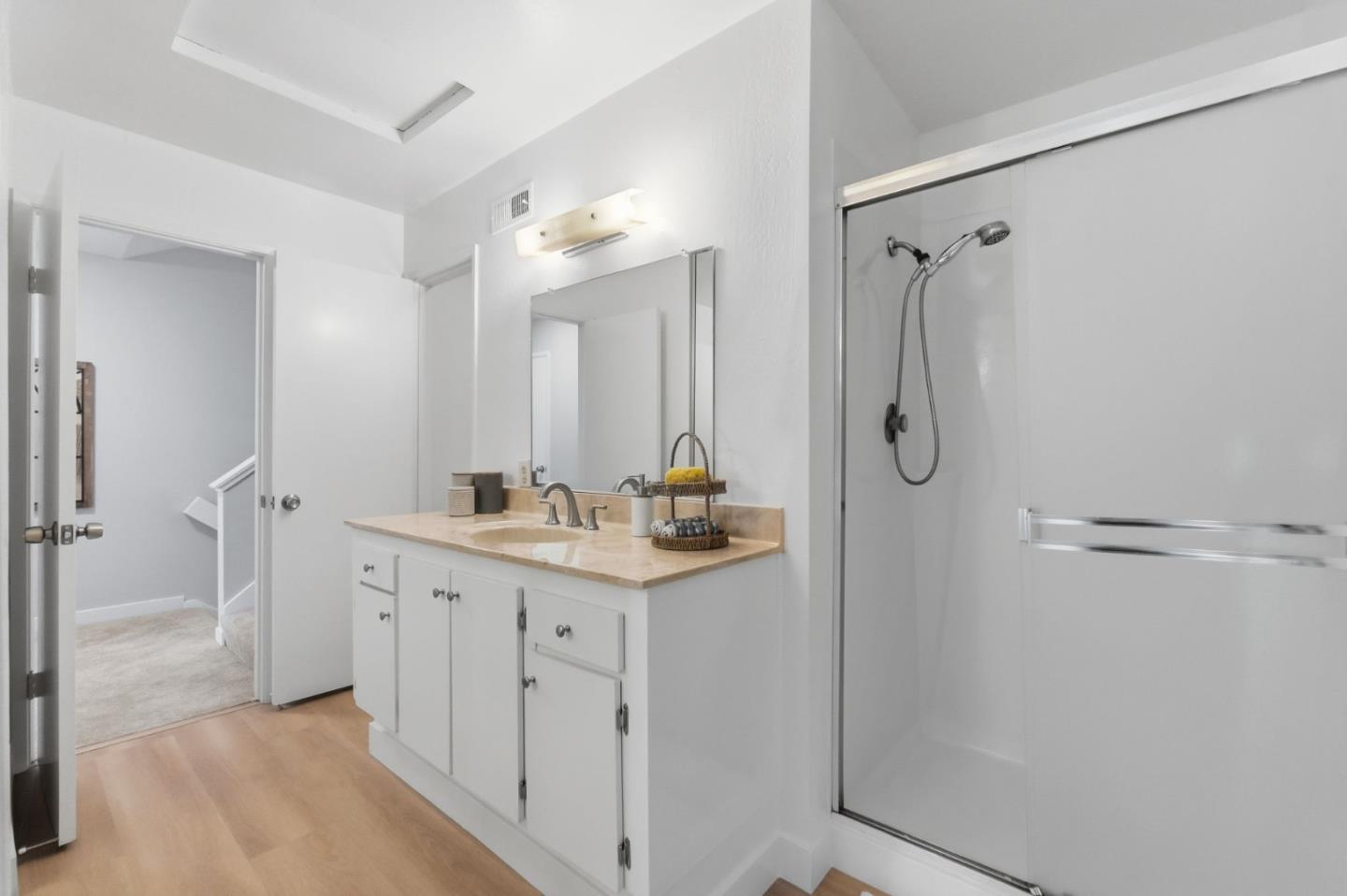 Detail Gallery Image 36 of 63 For 10969 Northshore Sq, Cupertino,  CA 95014 - 3 Beds | 2 Baths