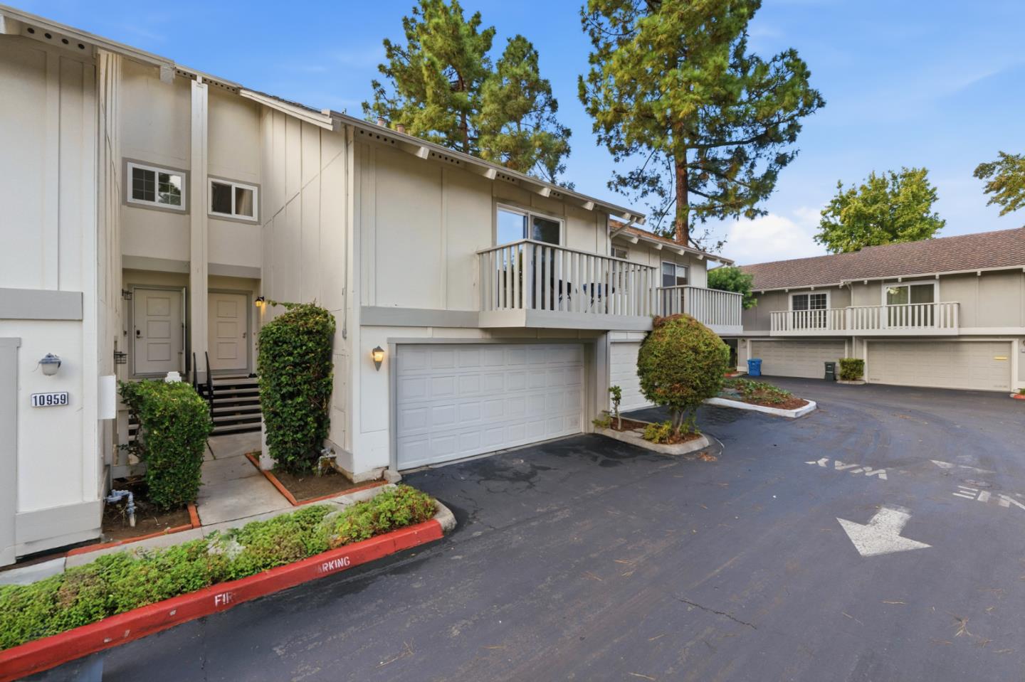 Detail Gallery Image 5 of 63 For 10969 Northshore Sq, Cupertino,  CA 95014 - 3 Beds | 2 Baths
