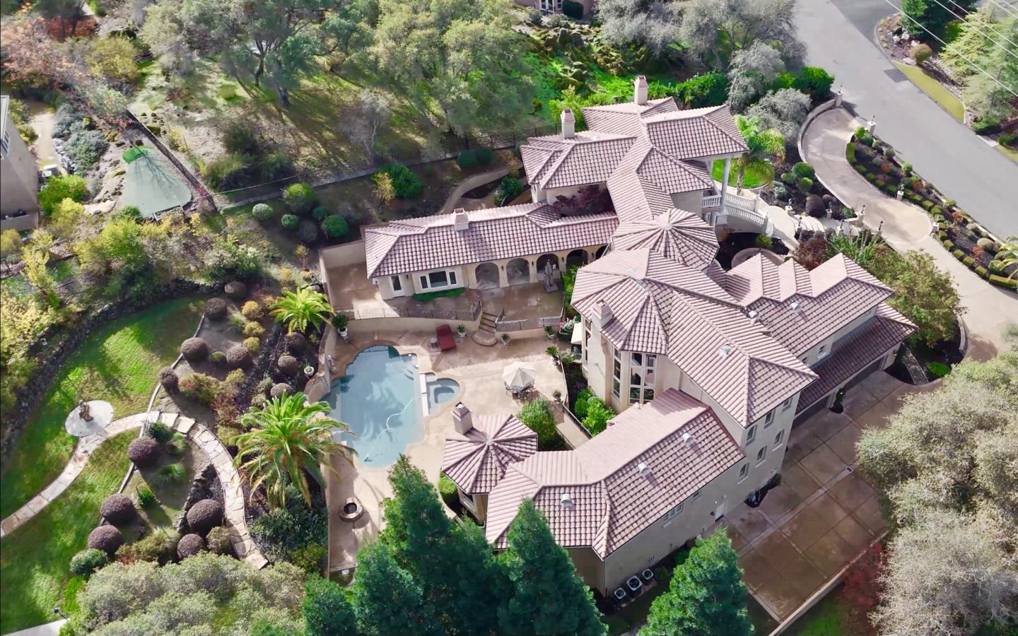 Detail Gallery Image 2 of 92 For 6085 Barcelona Ct, Granite Bay,  CA 95746 - 4 Beds | 4/1 Baths