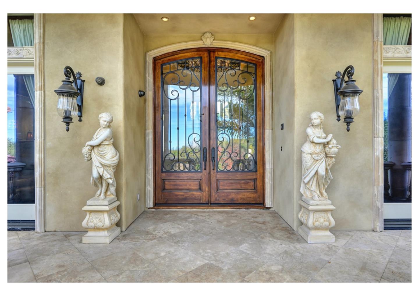 Detail Gallery Image 5 of 92 For 6085 Barcelona Ct, Granite Bay,  CA 95746 - 4 Beds | 4/1 Baths
