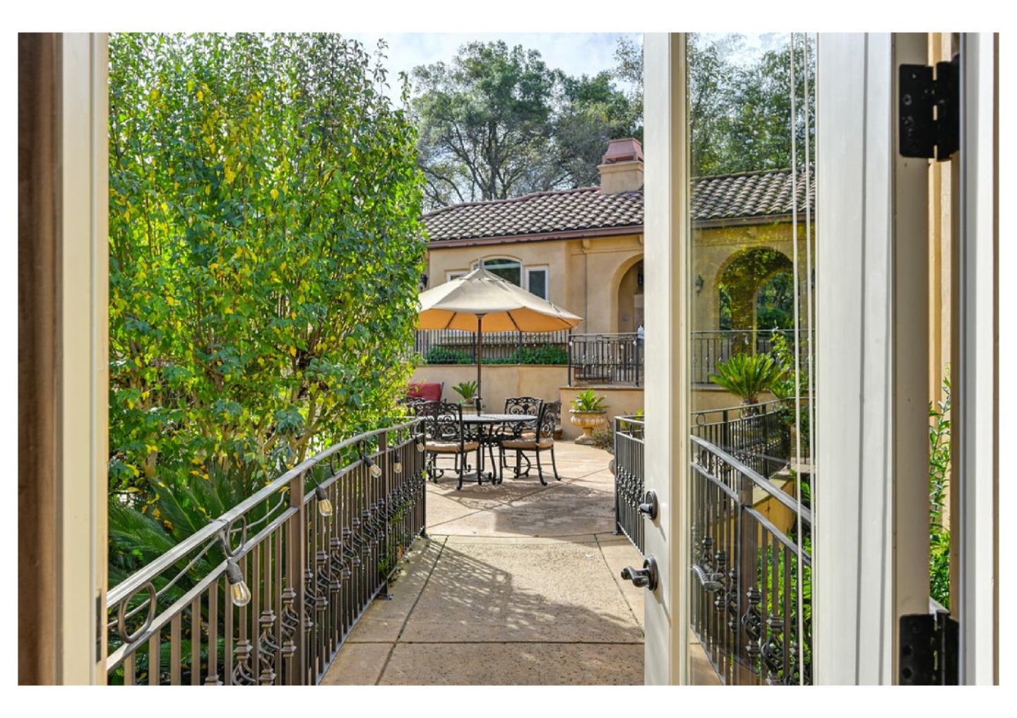 Detail Gallery Image 60 of 92 For 6085 Barcelona Ct, Granite Bay,  CA 95746 - 4 Beds | 4/1 Baths