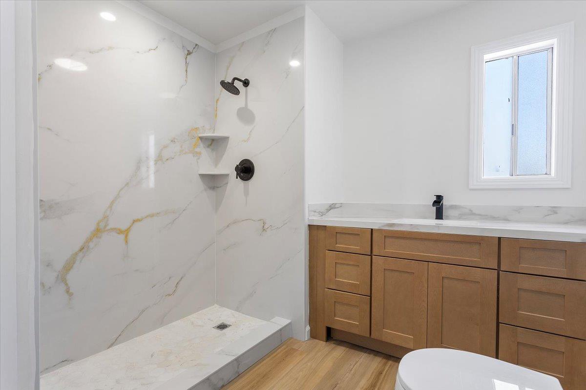 Detail Gallery Image 15 of 18 For 555 Mclaughlin Ave #42,  San Jose,  CA 95116 - 1 Beds | 1 Baths