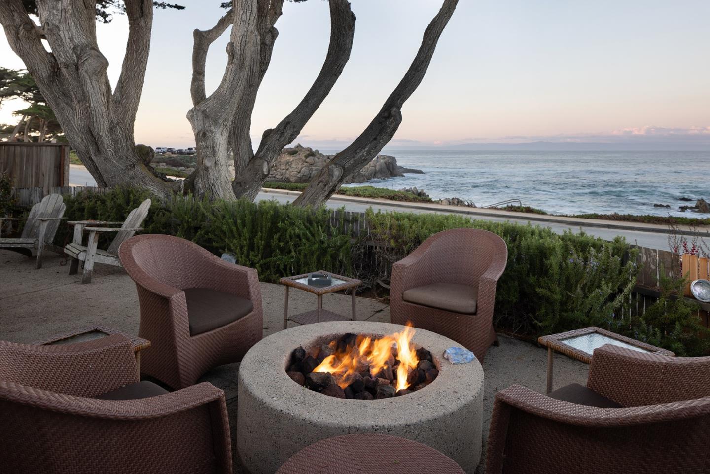 Detail Gallery Image 23 of 27 For 1209 Ocean View Blvd, Pacific Grove,  CA 93950 - 4 Beds | 3/1 Baths