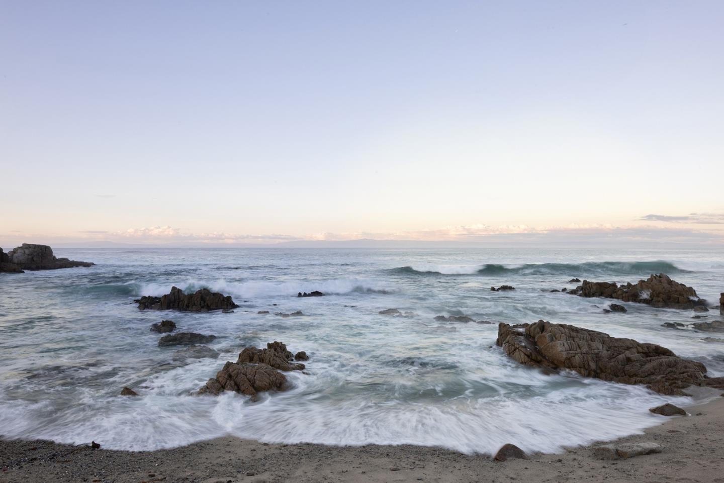 Detail Gallery Image 25 of 27 For 1209 Ocean View Blvd, Pacific Grove,  CA 93950 - 4 Beds | 3/1 Baths