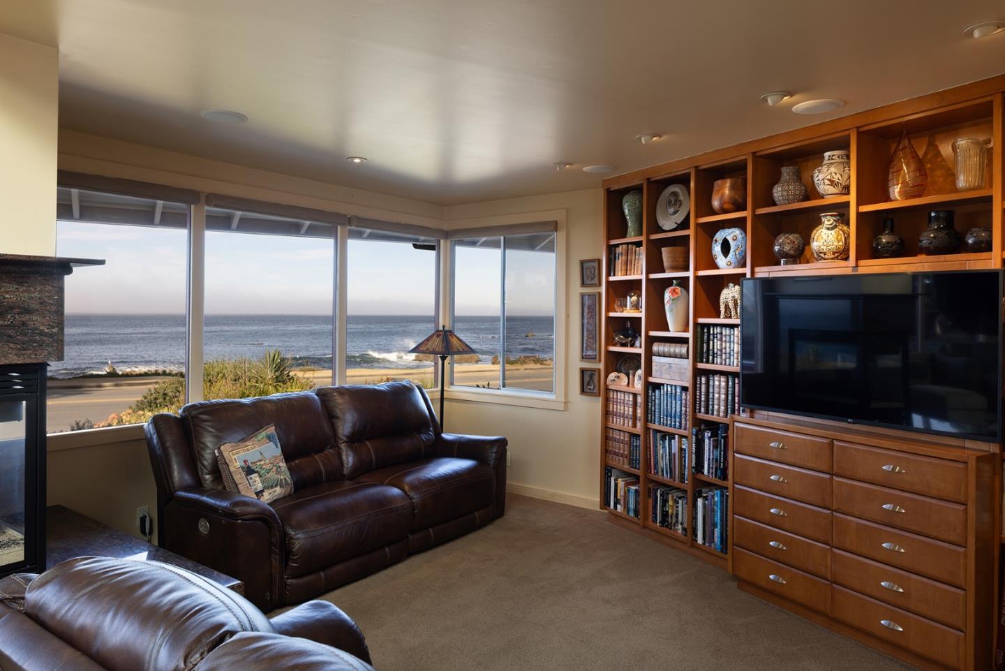 Detail Gallery Image 4 of 27 For 1209 Ocean View Blvd, Pacific Grove,  CA 93950 - 4 Beds | 3/1 Baths