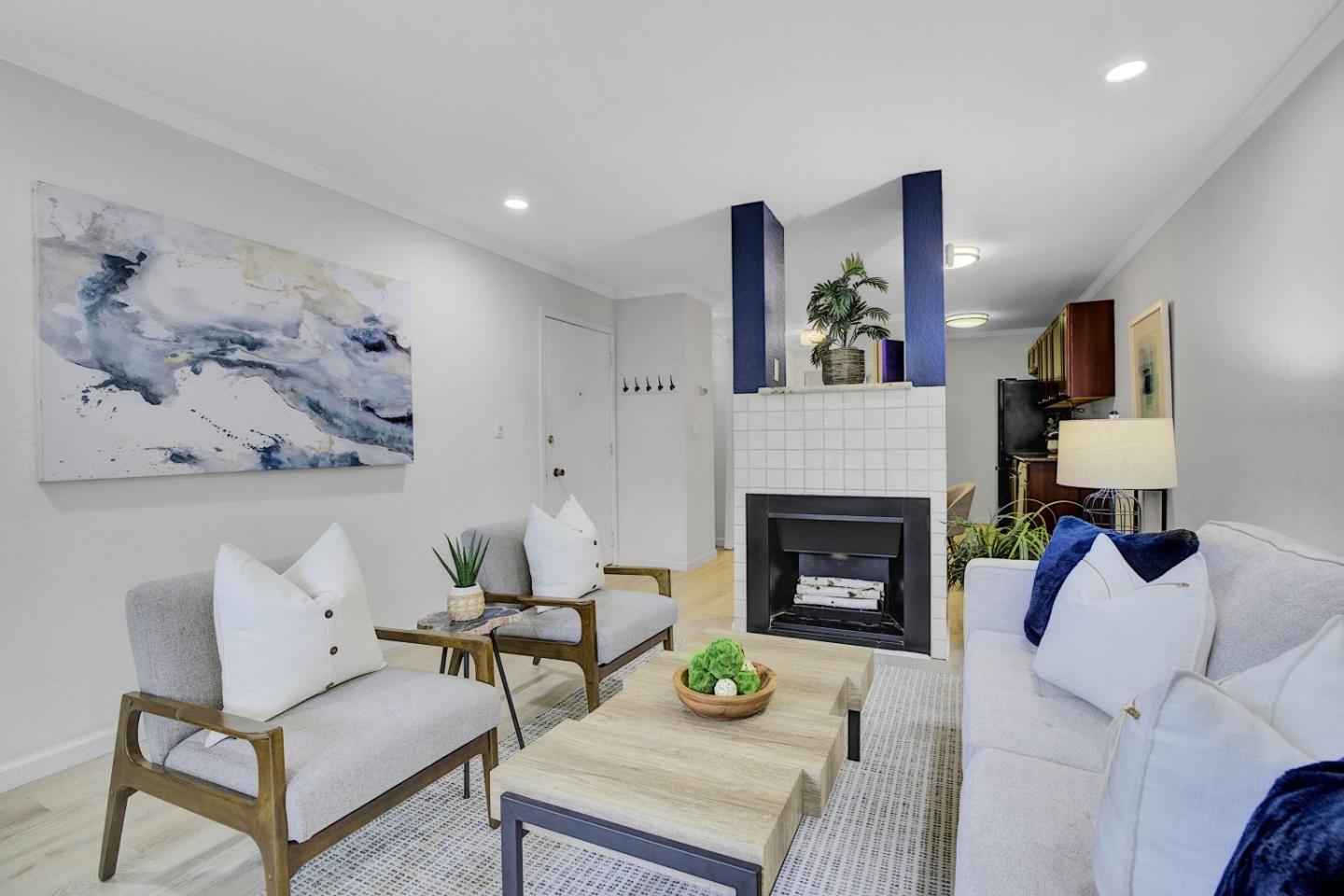 Detail Gallery Image 3 of 37 For 2742 Oak Rd #191,  Walnut Creek,  CA 94597 - 1 Beds | 1 Baths