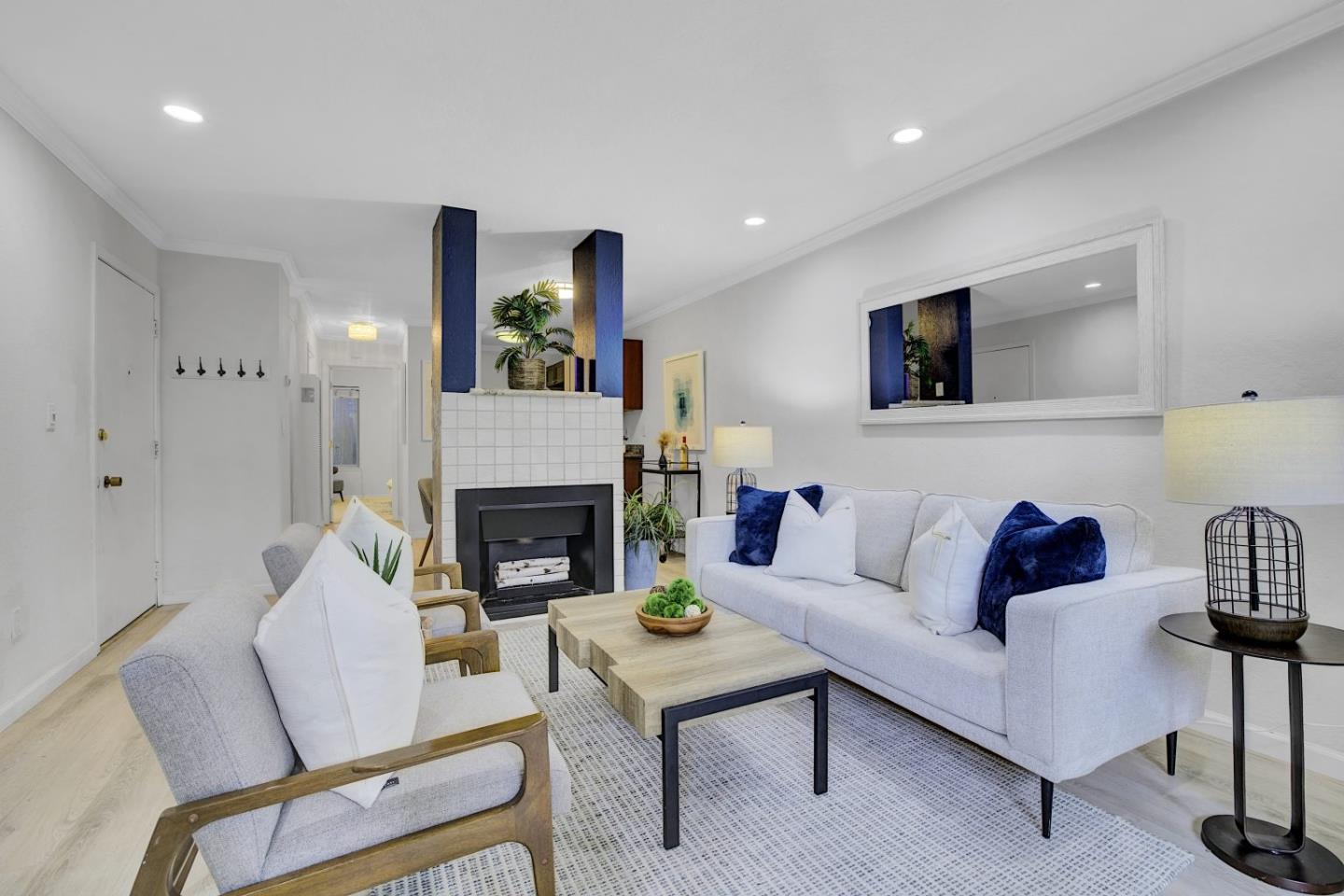 Detail Gallery Image 7 of 37 For 2742 Oak Rd #191,  Walnut Creek,  CA 94597 - 1 Beds | 1 Baths