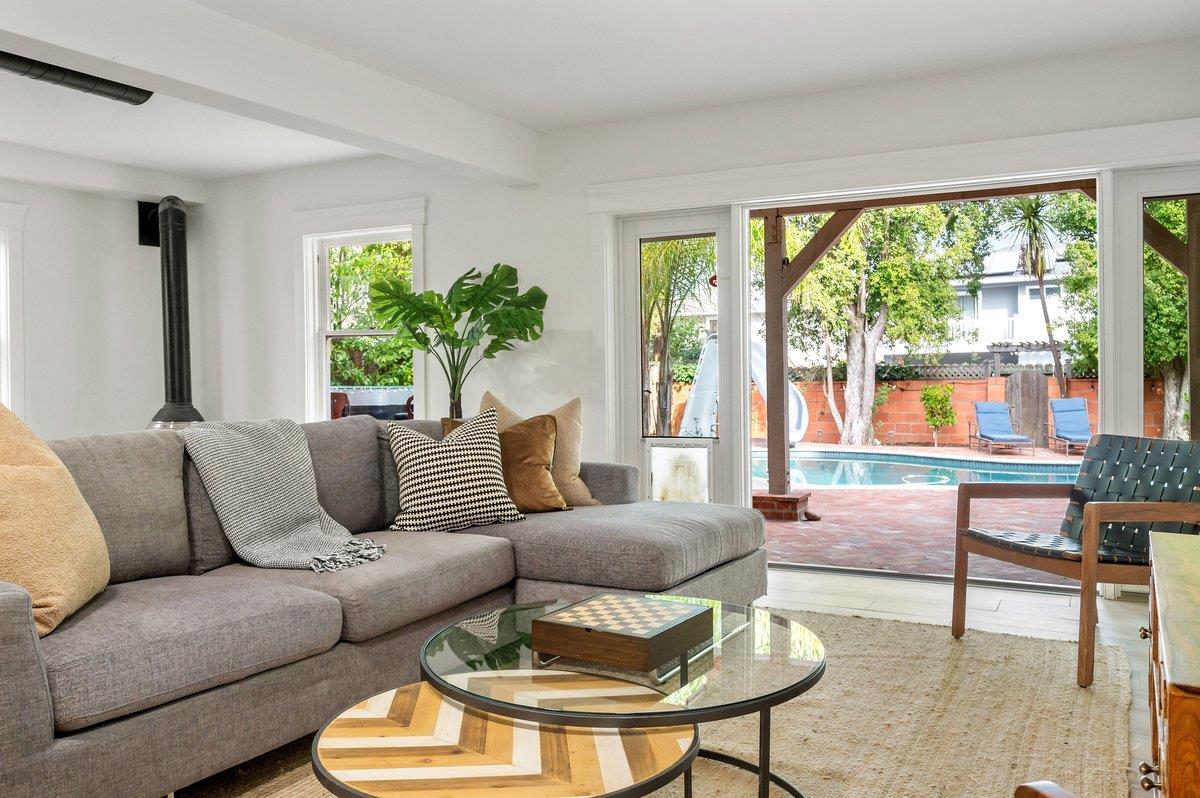 Detail Gallery Image 25 of 67 For 1308 Montero Ave, Burlingame,  CA 94010 - 4 Beds | 3/1 Baths